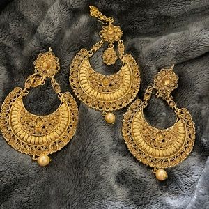 Chandbali with maang tikka jhumka indian earrings Eid Pakistani bunday